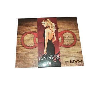 Revenge TV Show Limited EDITION Makeup Set By NYX NIB